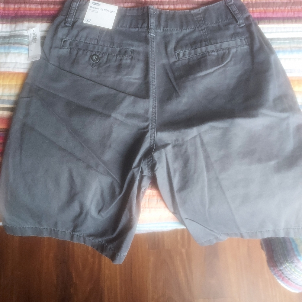NWT Dockers 32x32, Old Navy Shorts 31W - Picture 5 of 6